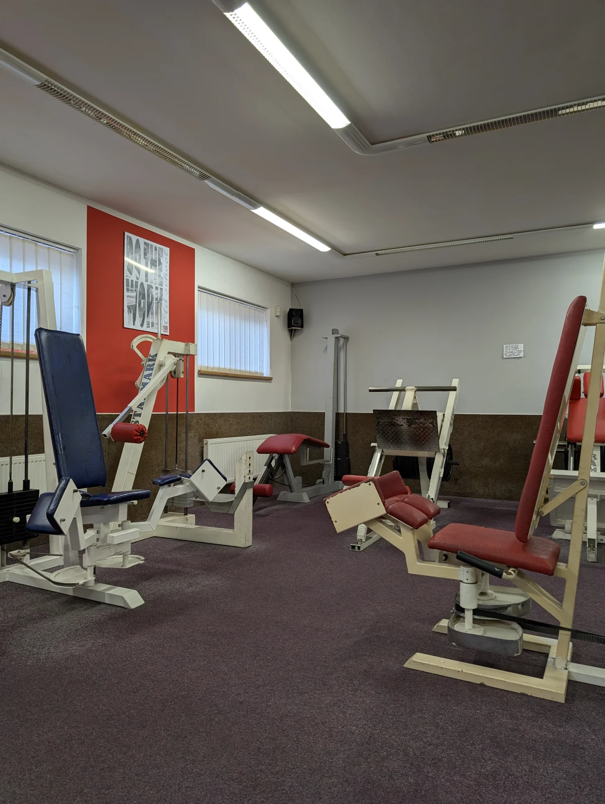 Stroje na nohy, zakopávání, předkopávání