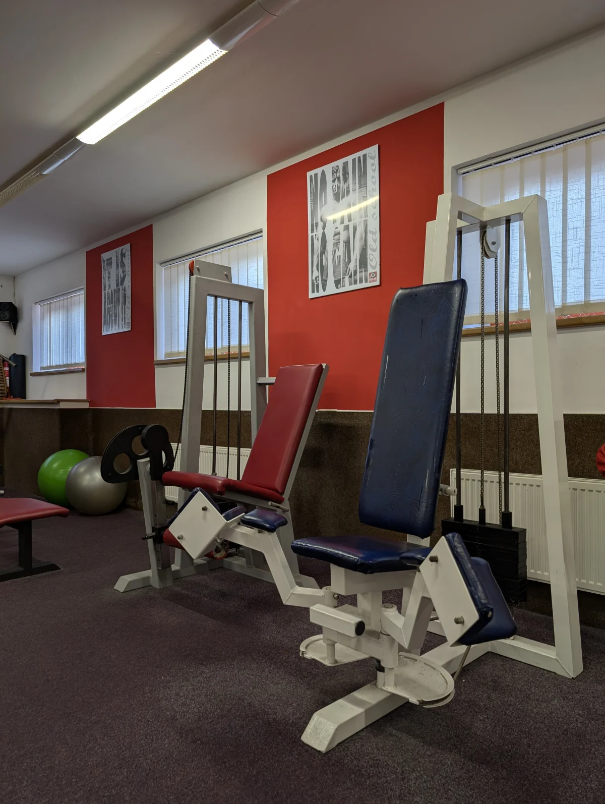 Stroje na nohy, zakopávání, předkopávání